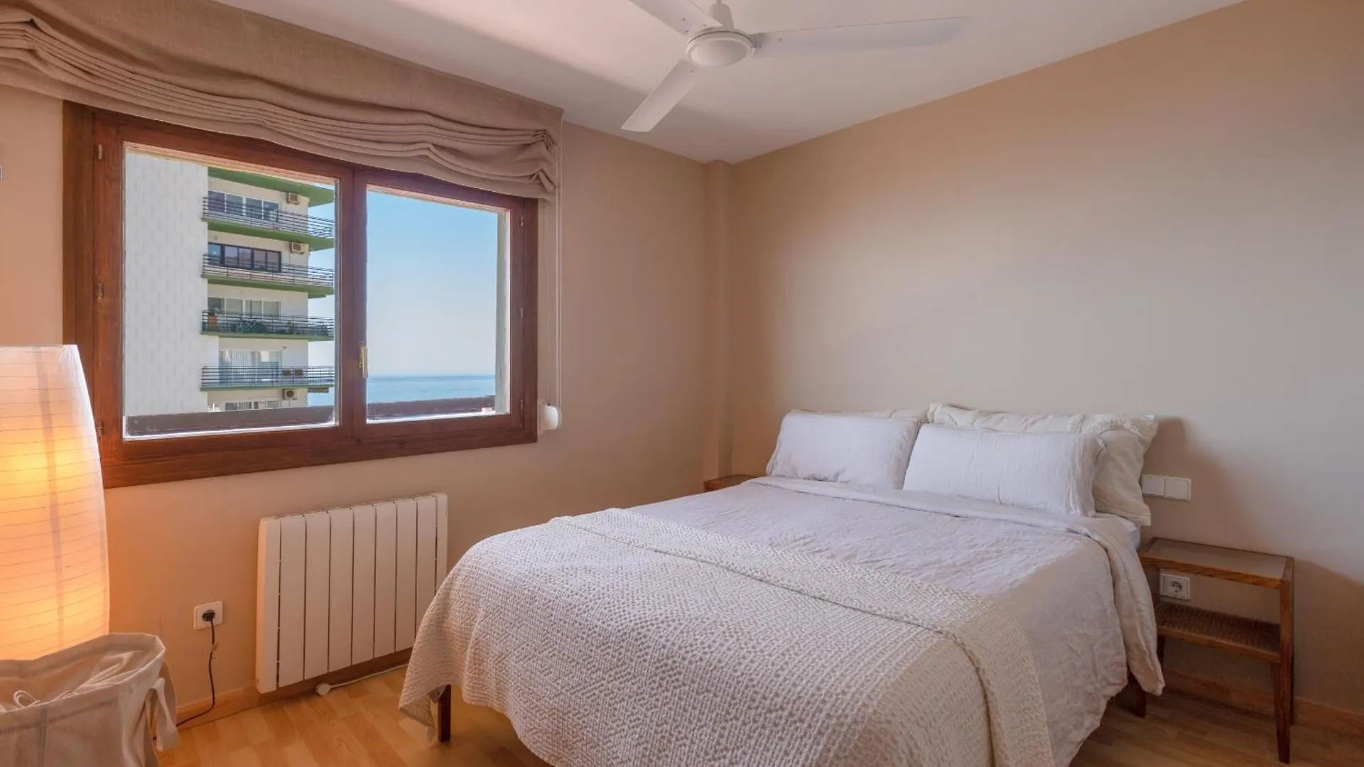 公寓 Marbella Port Beachfront - Eaw Homes 西班牙